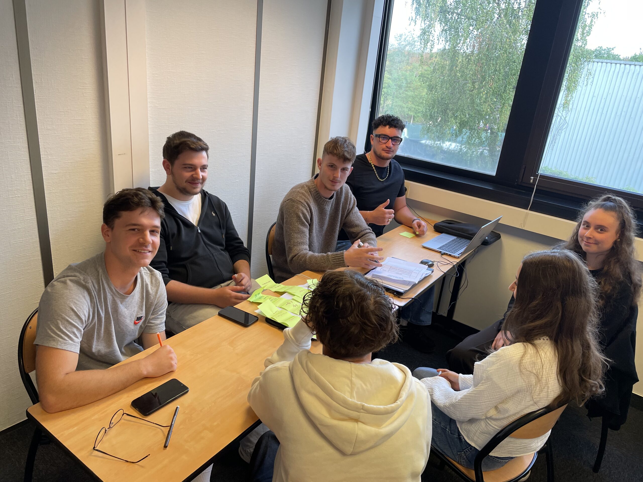 Apprendre 2026-2027 Apprentis de CCI Campus Centre Grand Est participant au projet Entreprendre Pour Apprendre